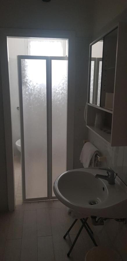 Hotel Monaco - Parcheggio Incluso Min 2 Gg ميلانو ماريتيما الغرفة الصورة